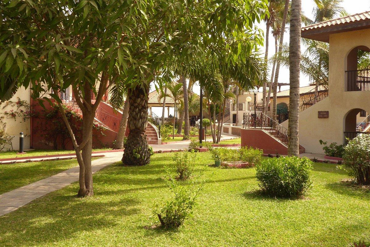 Ocean Bay Hotel & Resort Bakau ภายนอก รูปภาพ