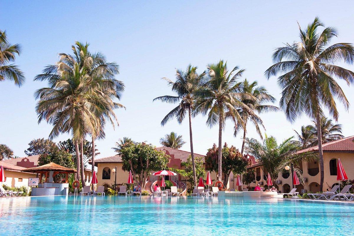 Ocean Bay Hotel & Resort Bakau ภายนอก รูปภาพ