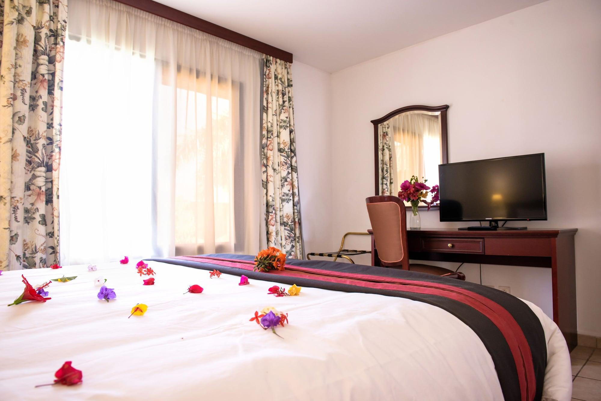 Ocean Bay Hotel & Resort Bakau ภายนอก รูปภาพ