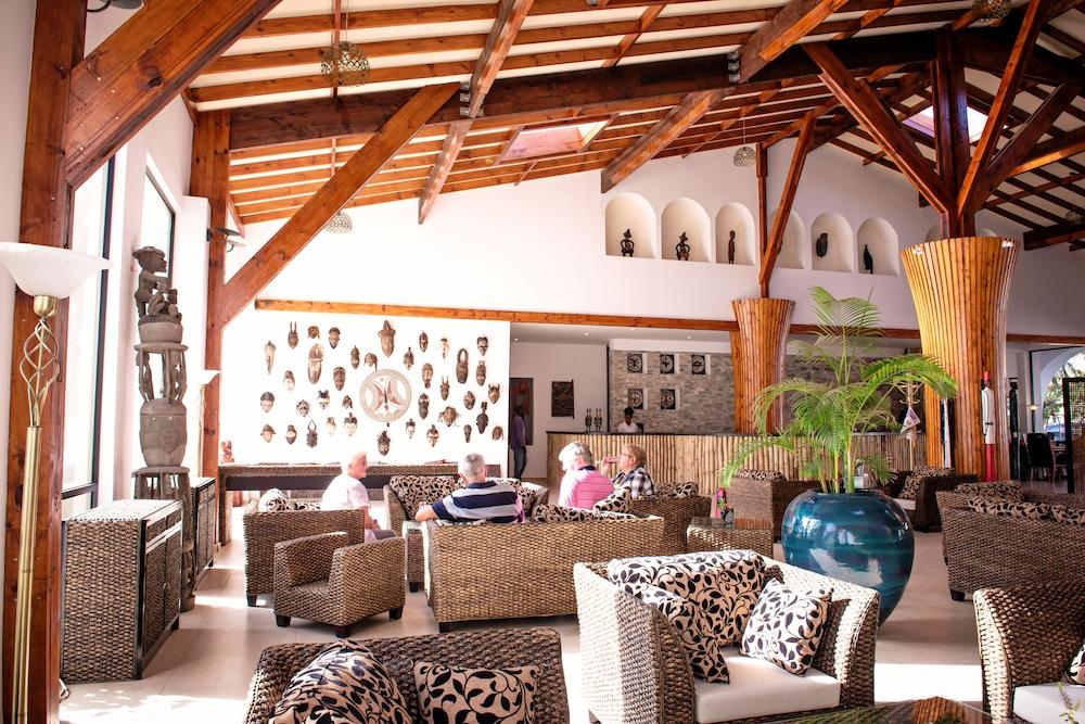 Ocean Bay Hotel & Resort Bakau ภายนอก รูปภาพ