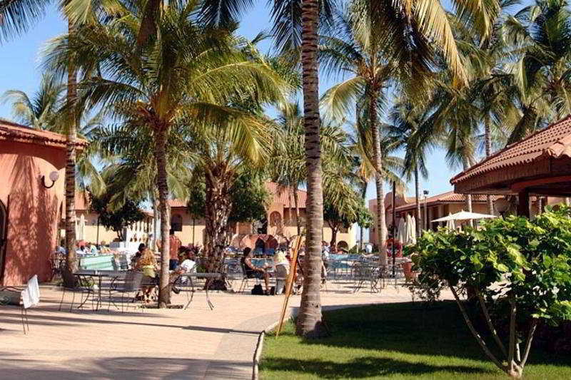 Ocean Bay Hotel & Resort Bakau ภายนอก รูปภาพ