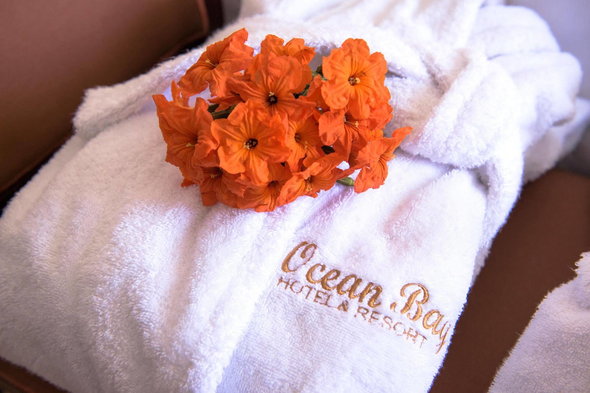 Ocean Bay Hotel & Resort Bakau ภายนอก รูปภาพ